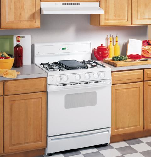 GE® 30" Free-Standing Gas Range