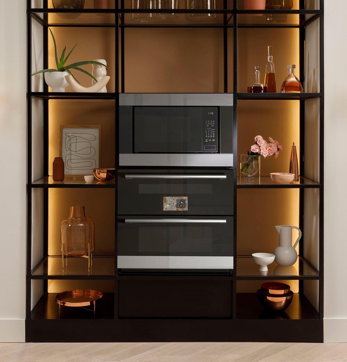 CAF(EBACK)™ 30" Duo Smart Single Wall Oven in Platinum Glass