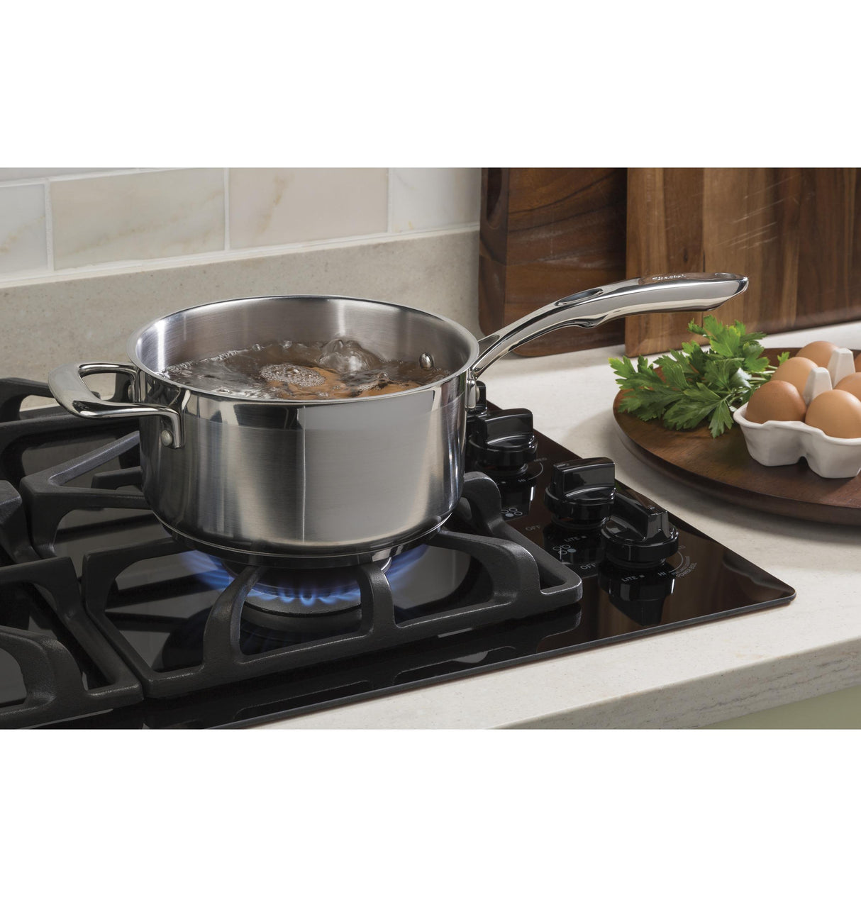 GE® 30" Built-In Gas on Glass Cooktop with Dishwasher Safe Grates