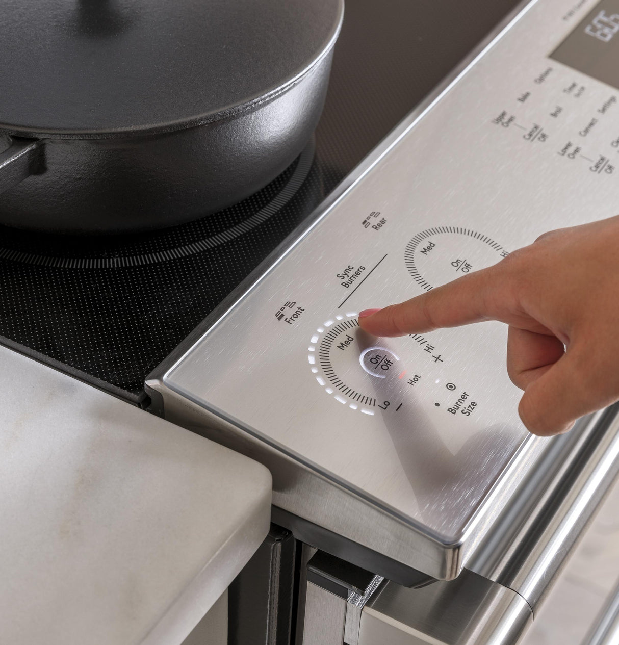 Café™ 30" Smart Slide-In, Front-Control, Radiant and Convection Range in Platinum Glass