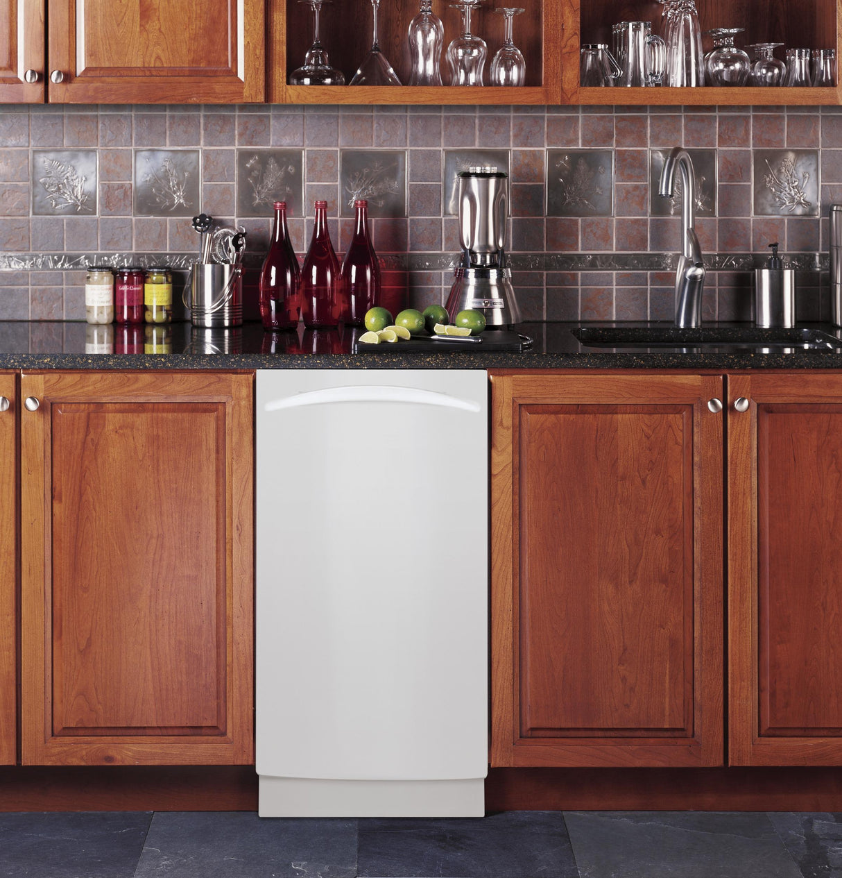 GE Profile™ Series 18" Built-In Dishwasher