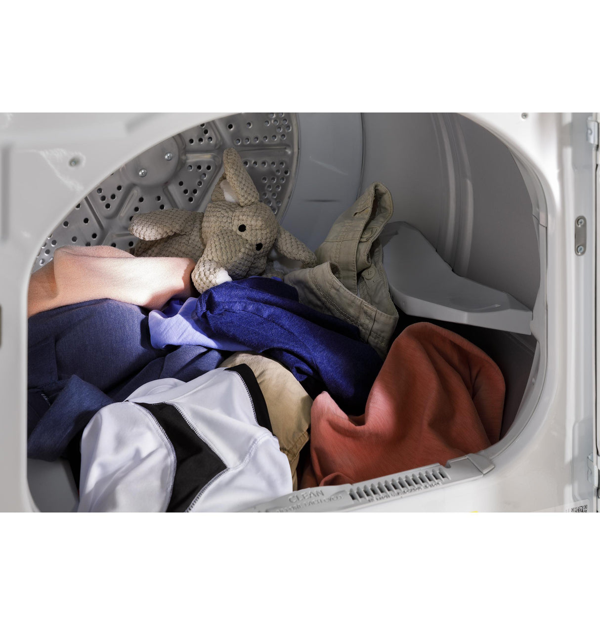 GE® 7.4 cu. ft. Capacity Gas Dryer with Up To 120 ft. Venting and Sensor Dry