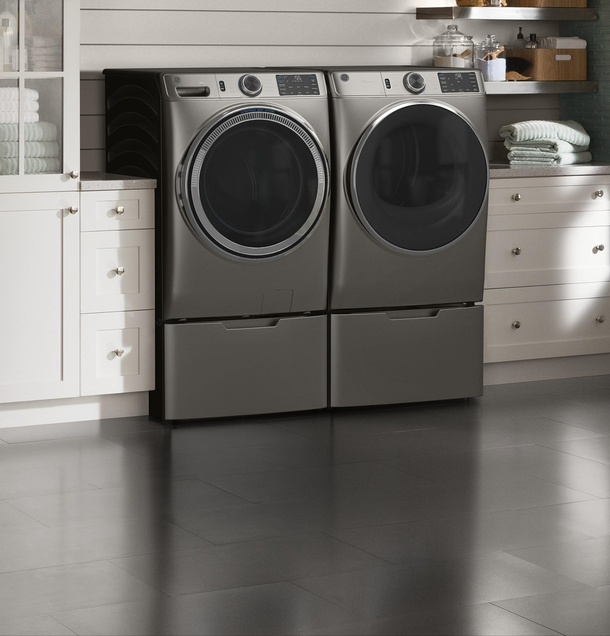 GE® ENERGY STAR® 7.8 cu. ft. Capacity Smart Front Load Electric Dryer with Steam and Sanitize Cycle