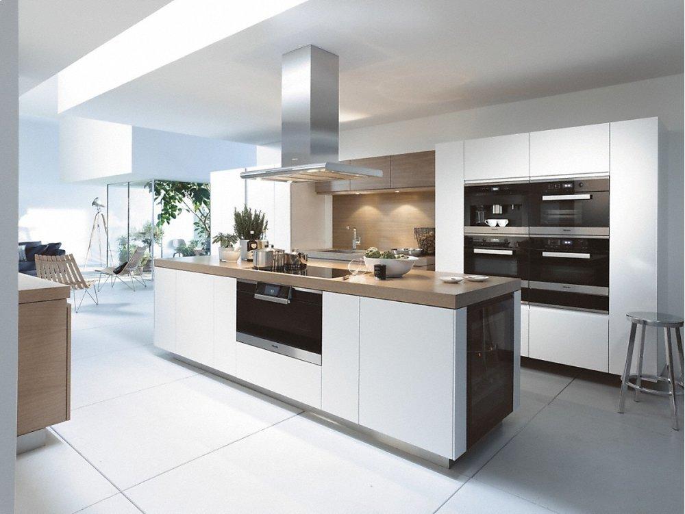 DA 6296 D Lumen AM Island d(eback)cor hood with energy-efficient LED lighting and backlit controls for easy use.