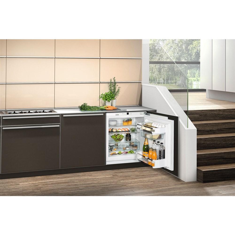 Undercounter Refrigerator 24", Reversible Door