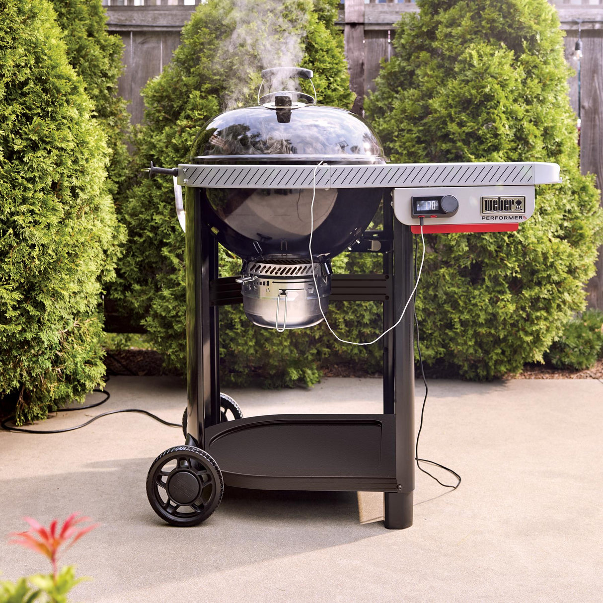 22 Performer™ Smart Charcoal Grill - Black