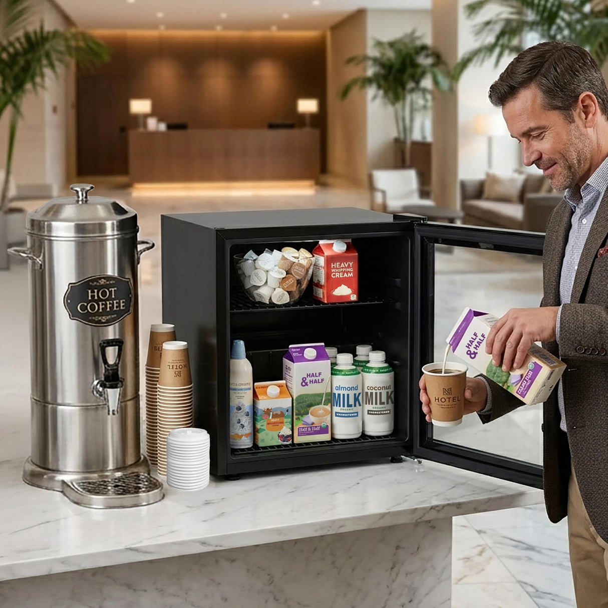 Avanti Beverage Center, 60 Can Capacity, in Black (AVBC17F2PG)