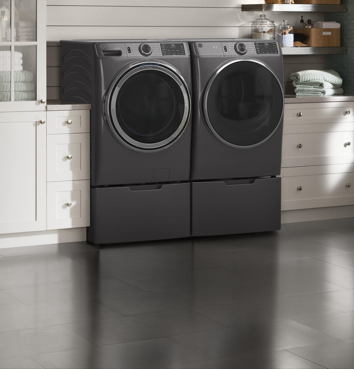GE® ENERGY STAR® 7.8 cu. ft. Capacity Smart Front Load Electric Dryer with Sanitize Cycle