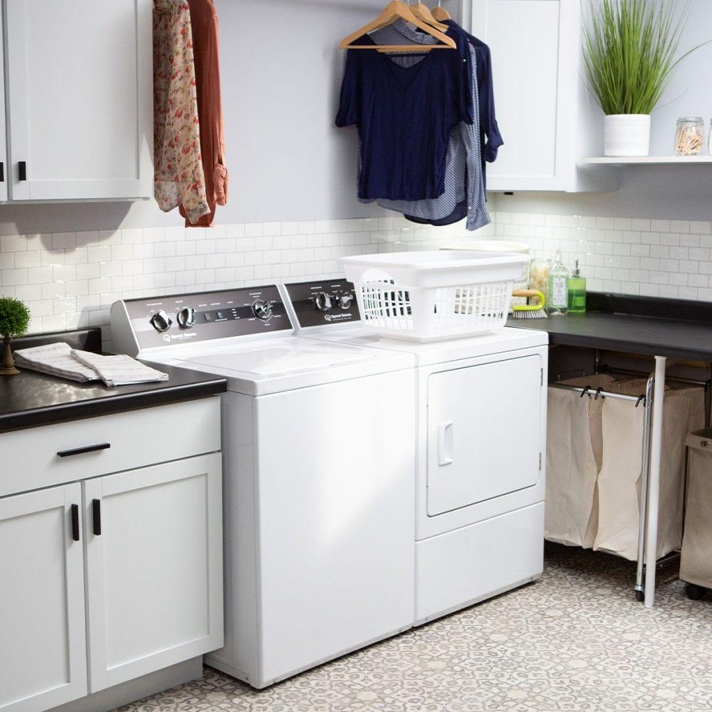 DR5 Sanitizing Gas Dryer with Steam Over-dry Protection Technology ENERGY STAR® Certified 5-Year Warranty