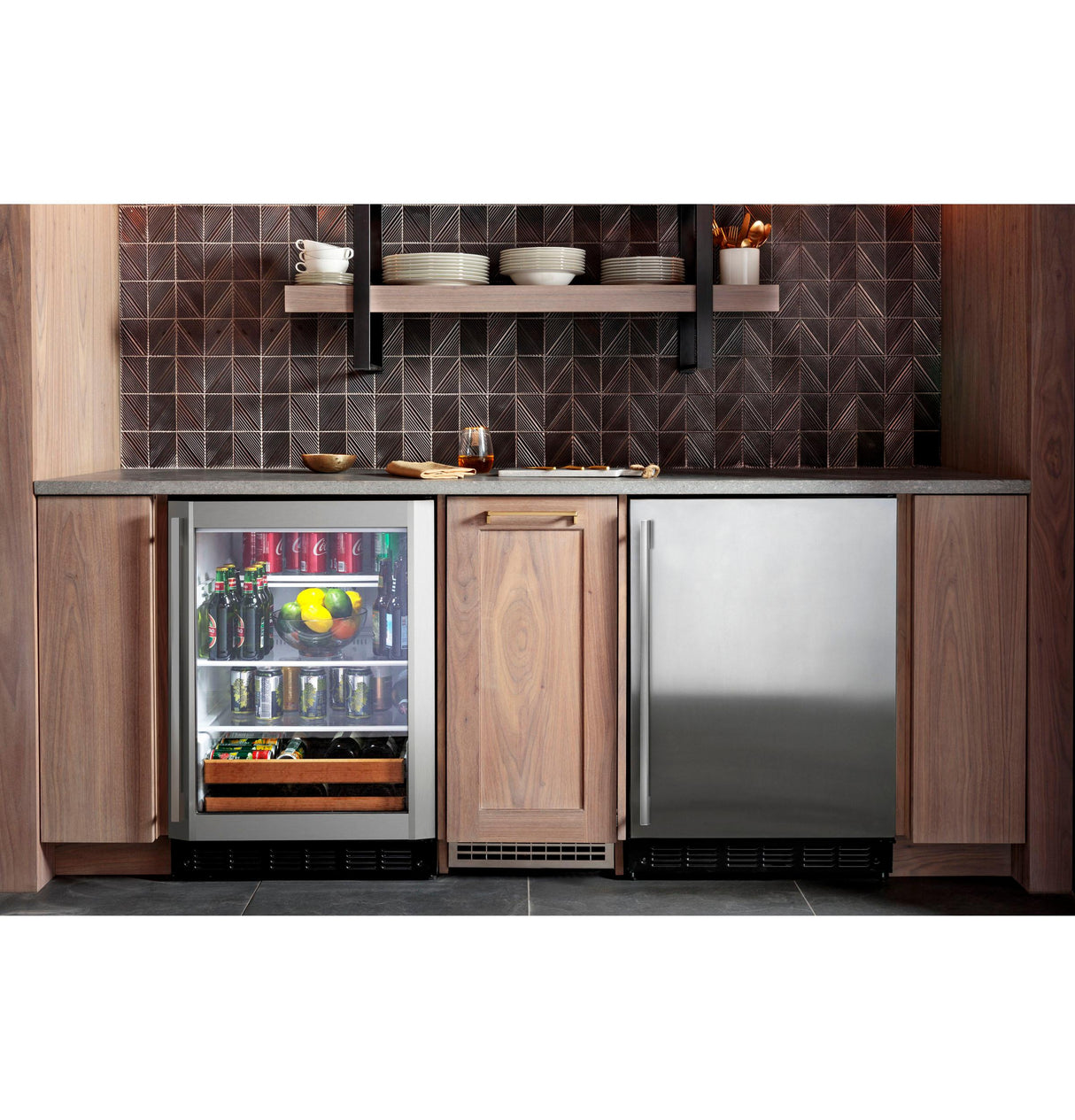 Universal 15" Panel-Ready Built-In Compactor