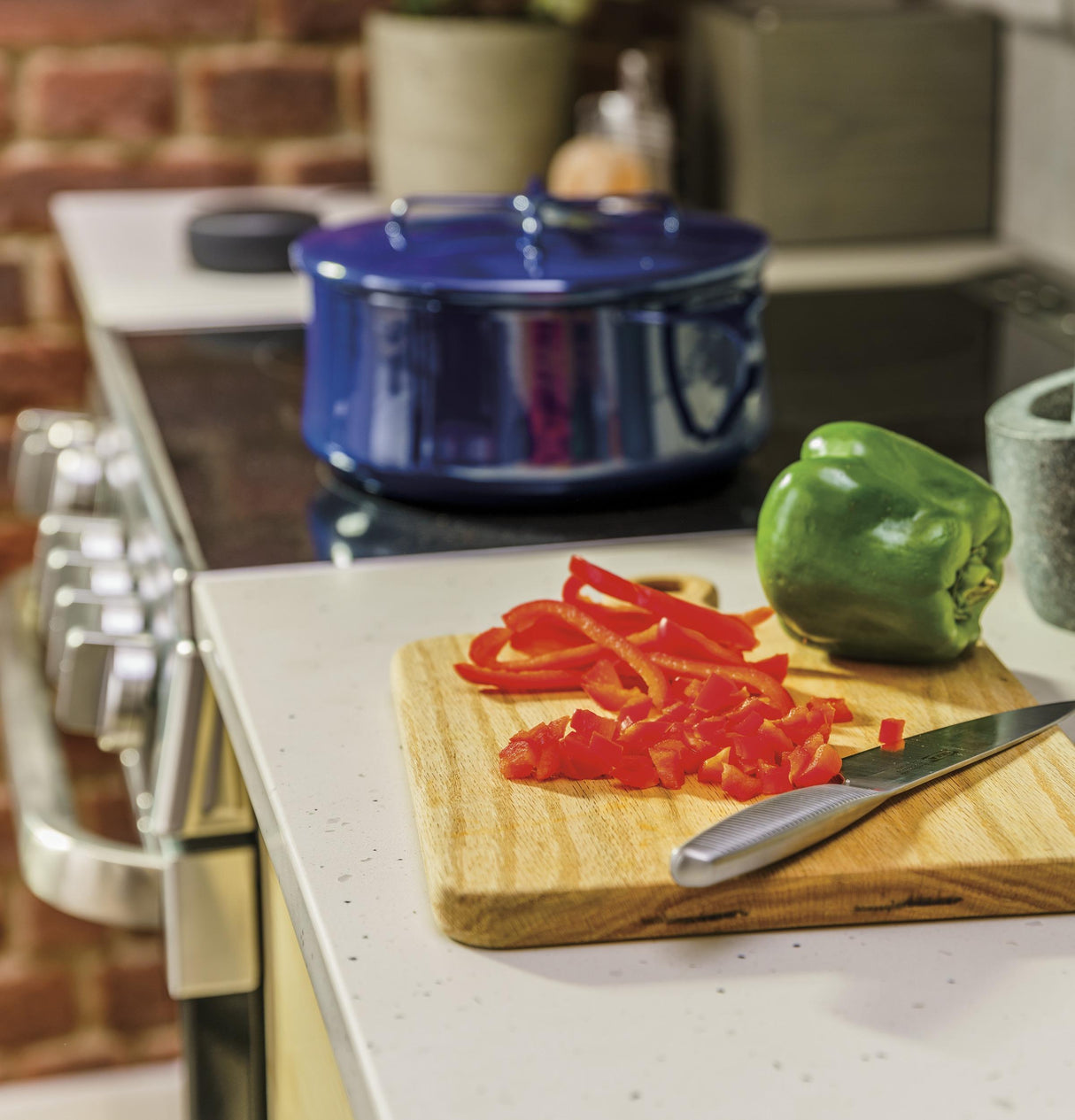 Haier ENERGY STAR® 24" 2.9 Cu. Ft. Electric Range