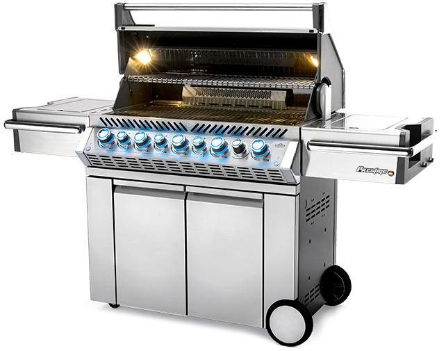Prestige PRO 665 RSIB Black Lid with Infrared Rear and Side Burner (Available at select retailers only)