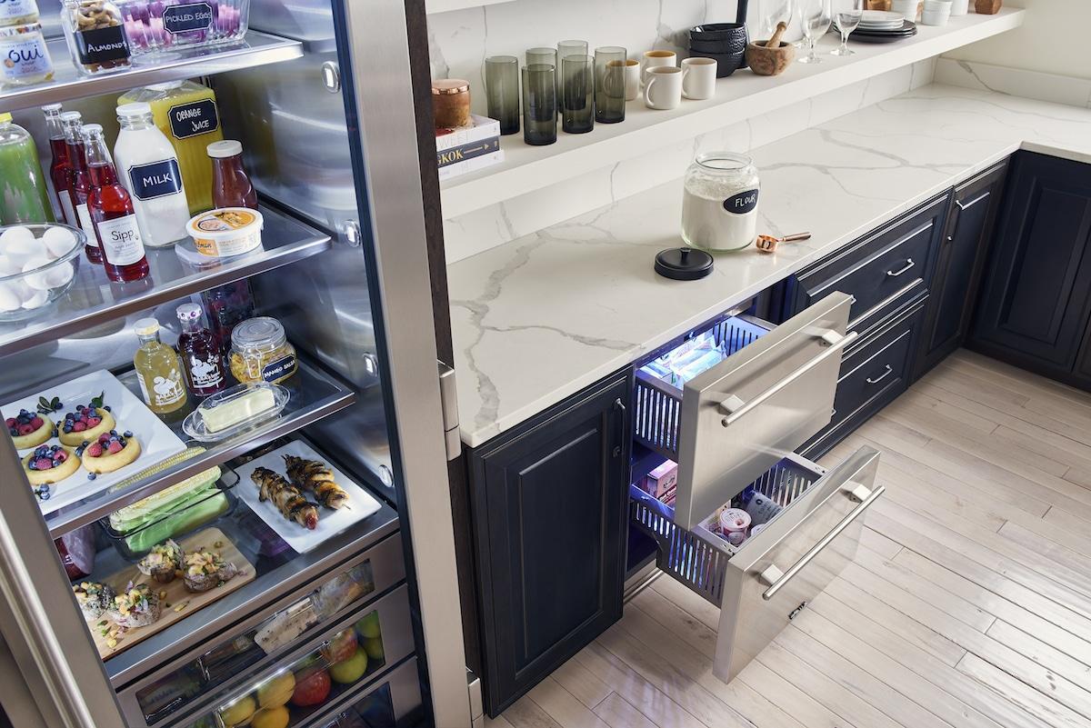 24 Inch Overlay Panel Door Undercounter Freezer Drawer