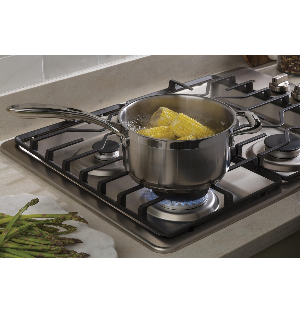 GE® 30" Built-In Gas Cooktop