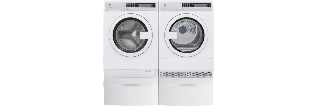 Compact Washer with IQ-Touch® Controls featuring Perfect Steam™ - 2.4 Cu. Ft.