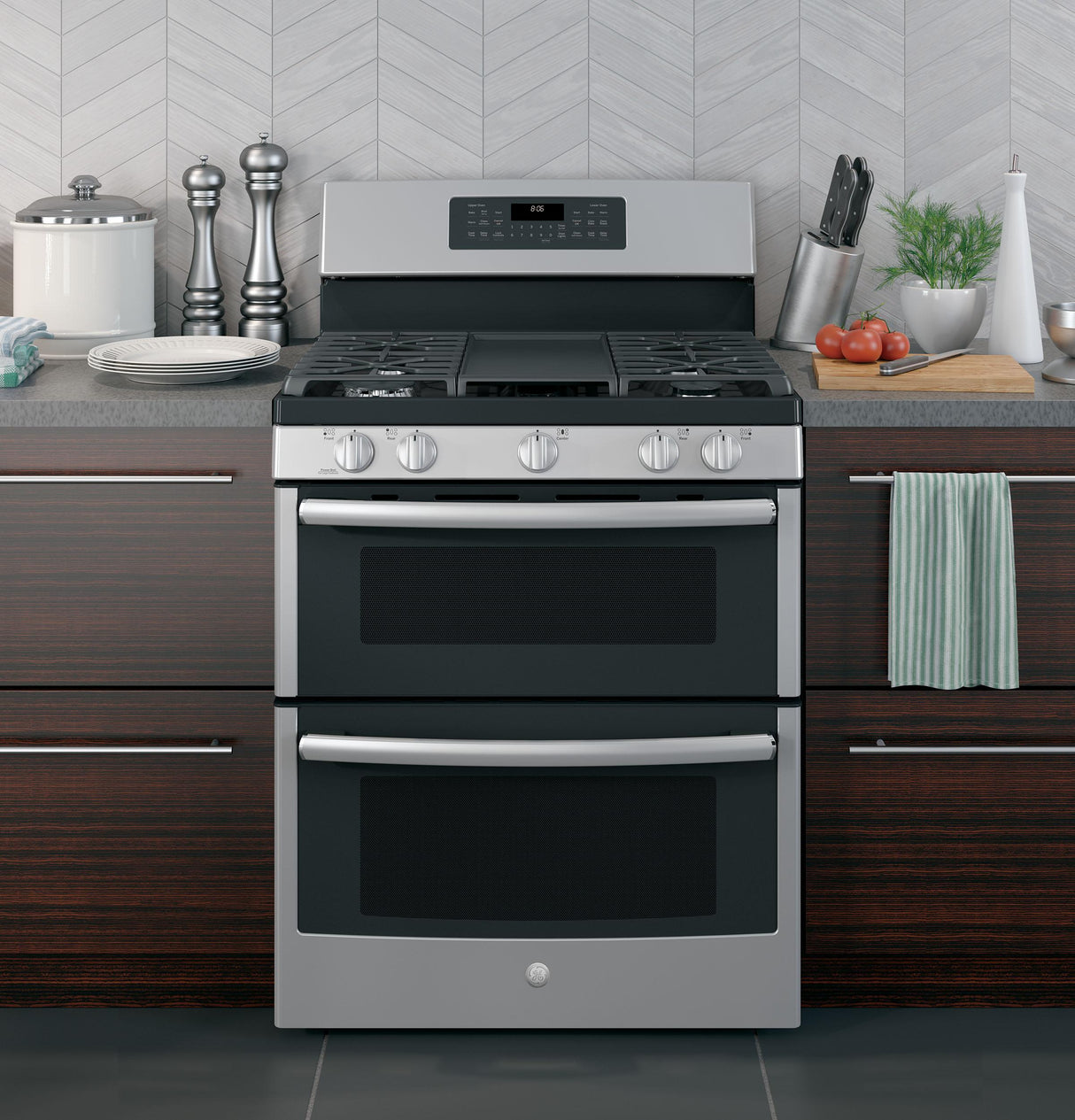 GE® 30" Free-Standing Gas Double Oven Convection Range