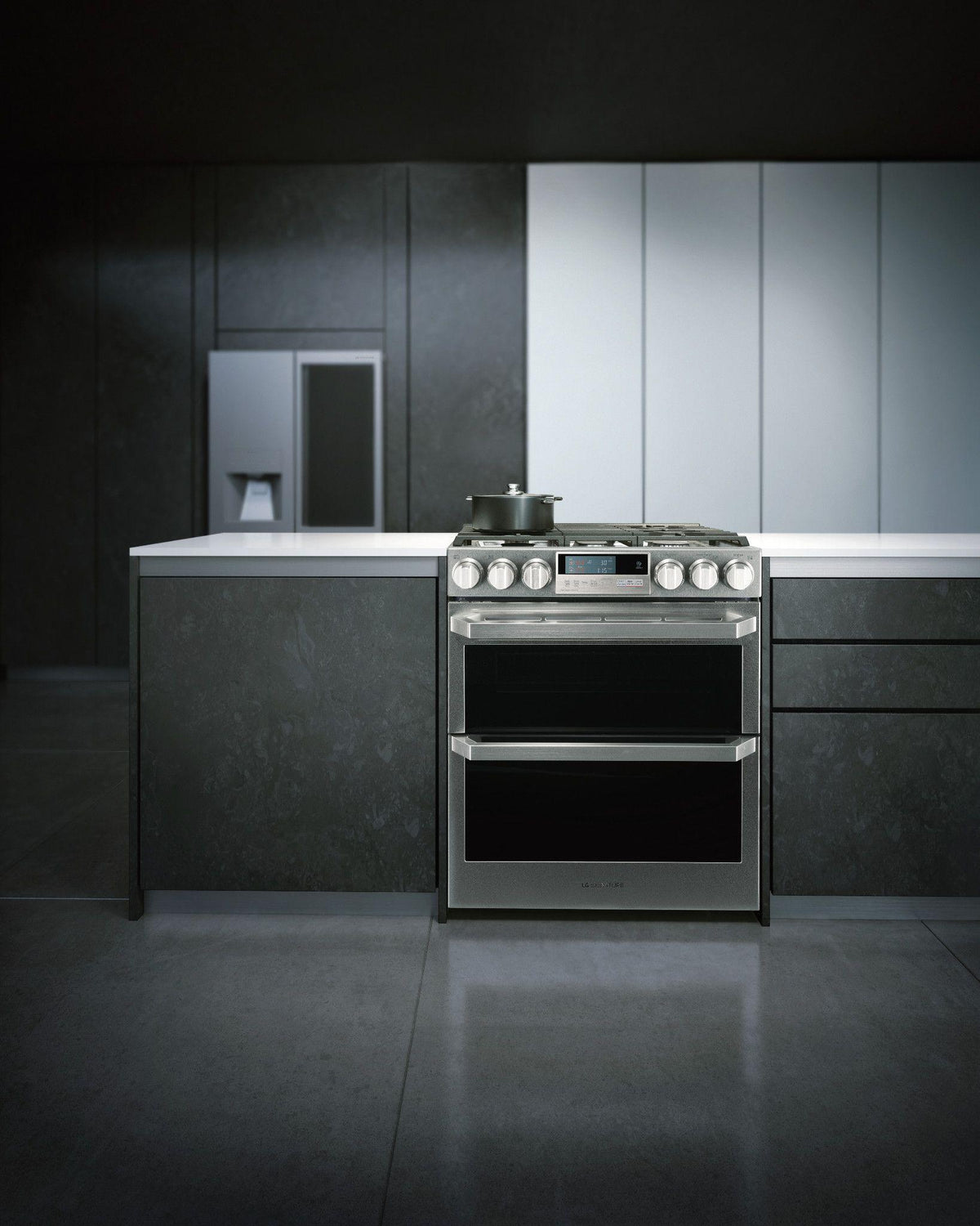 LG SIGNATURE 7.3 cu. ft. Smart Wi-Fi Enabled Dual Fuel Double Oven Range with ProBake Convection®