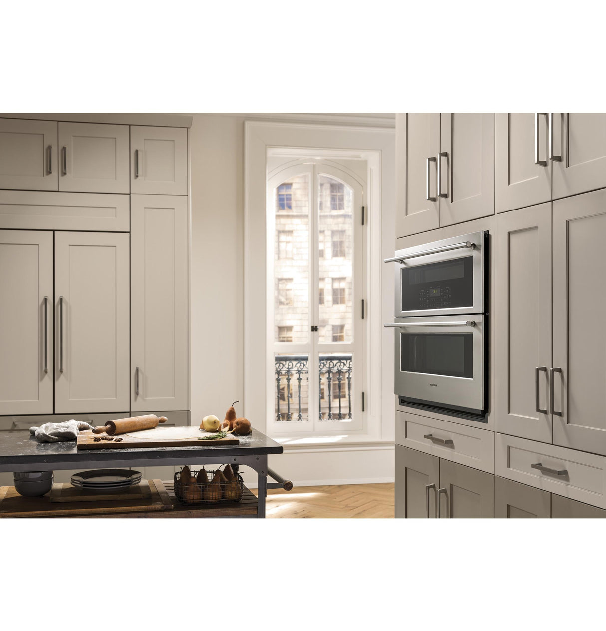 Monogram 30" Built-In Single/Double Convection Wall Oven