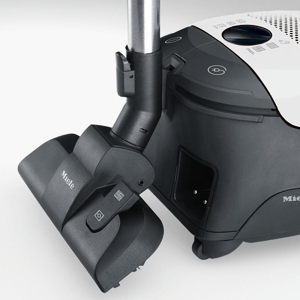 Classic C1 Olympus PowerLine - SBAN0 Canister vacuum cleaners High suction power for thorough vacuuming at an attractive entry level price.