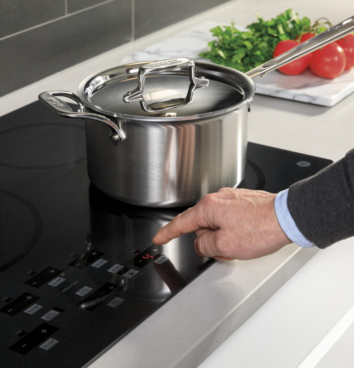 GE Profile™ 30" Built-In Touch Control Induction Cooktop