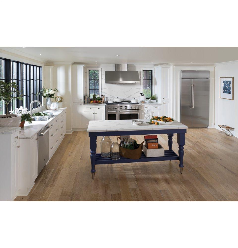GE Cafe™ Series 48" Dual-Fuel Professional Range with 6 Burners and Griddle (Natural Gas)