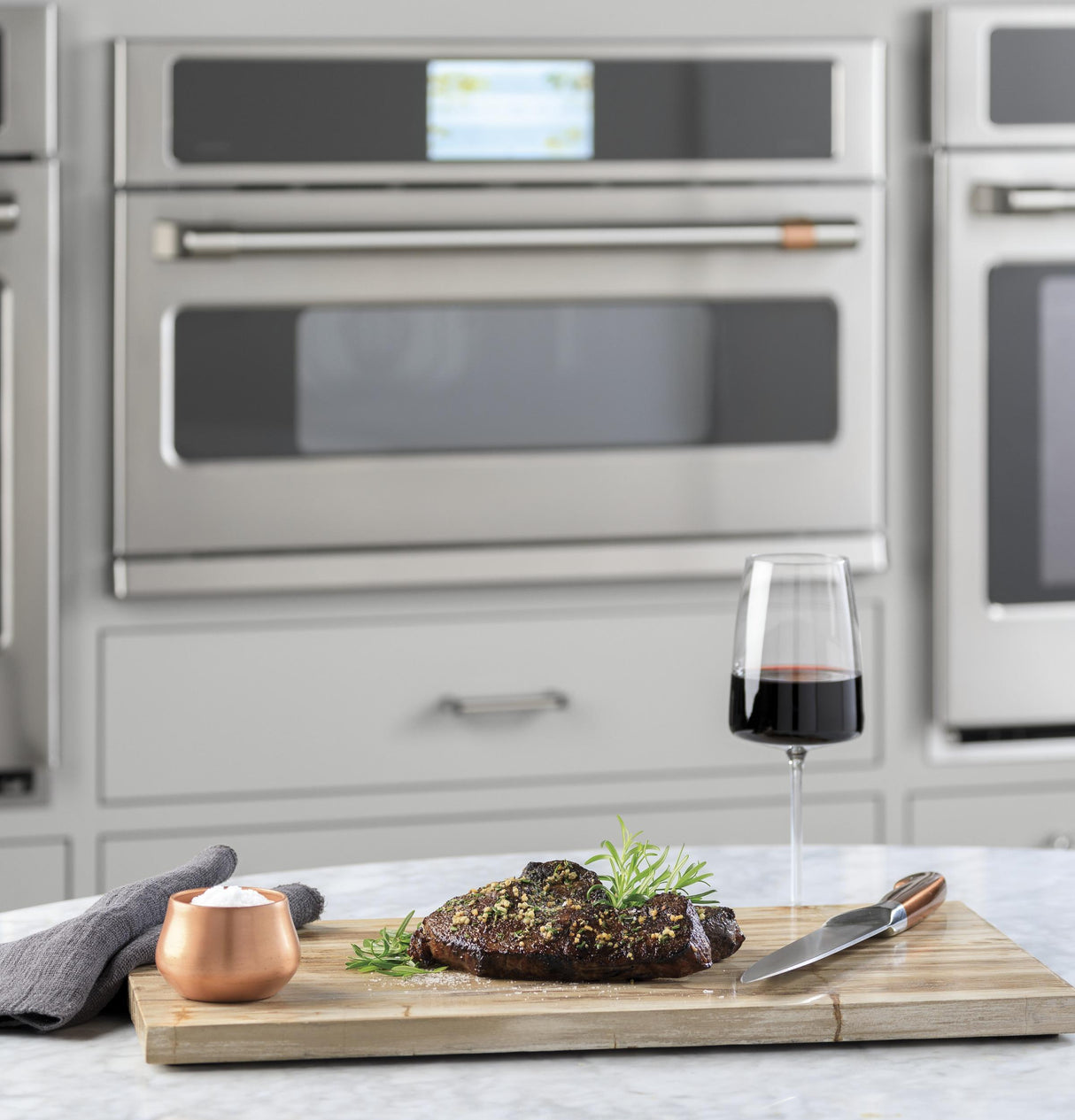CAF(EBACK)™ 30" Smart Five in One Wall Oven with 240V Advantium® Technology