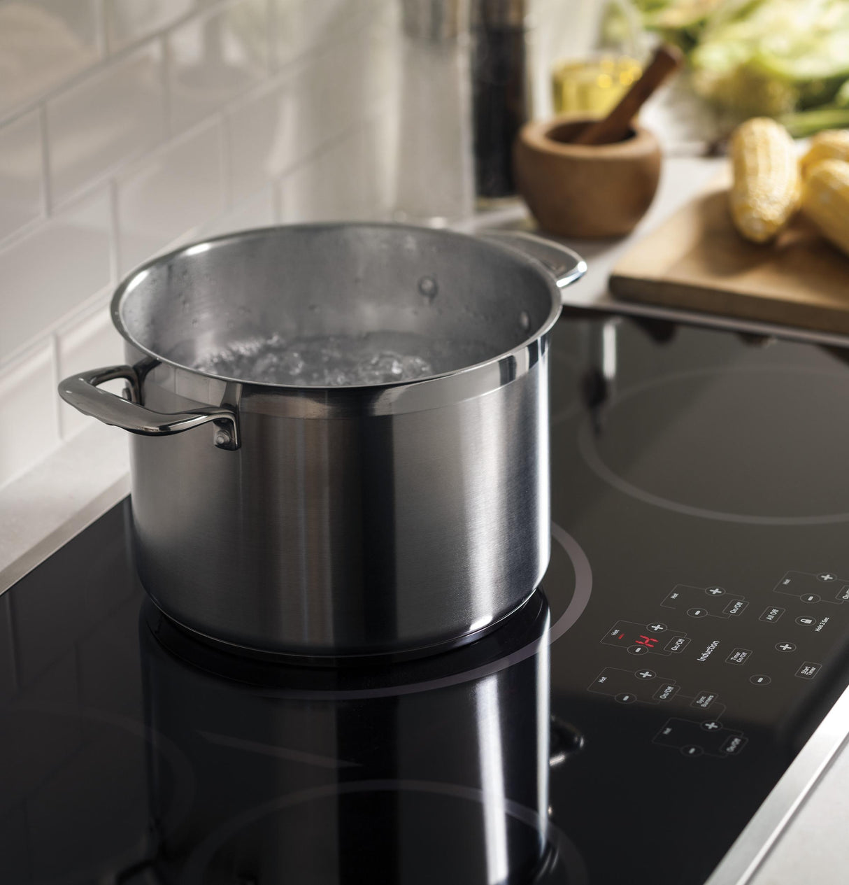 GE Profile™ 36" Built-In Touch Control Induction Cooktop