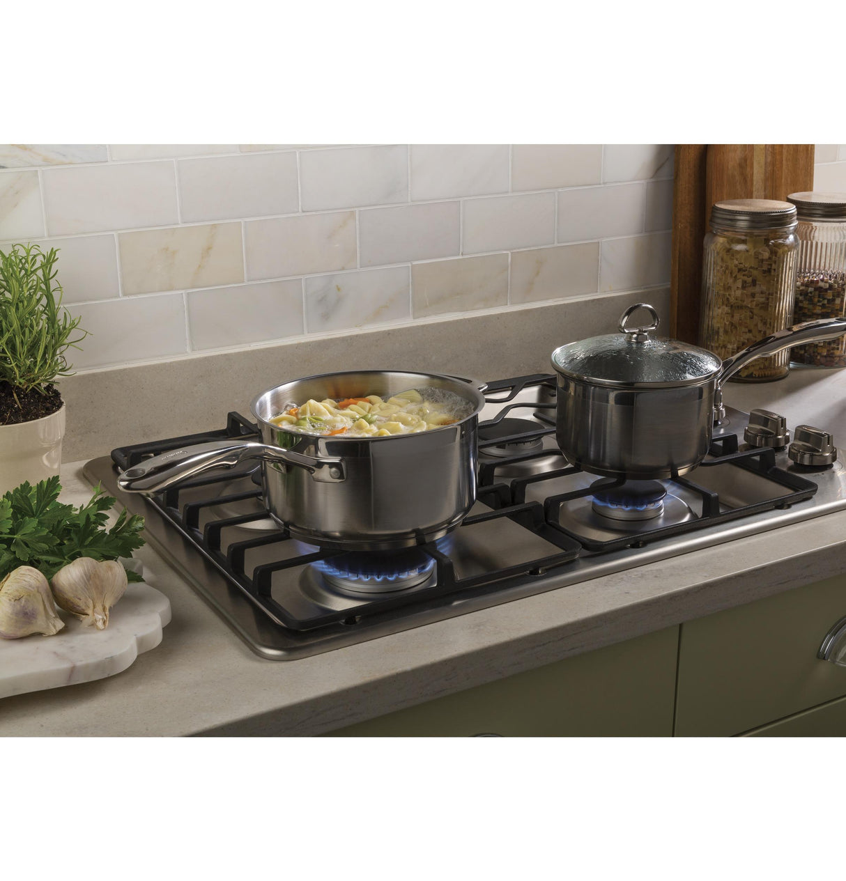 GE® 30" Built-In Gas Cooktop