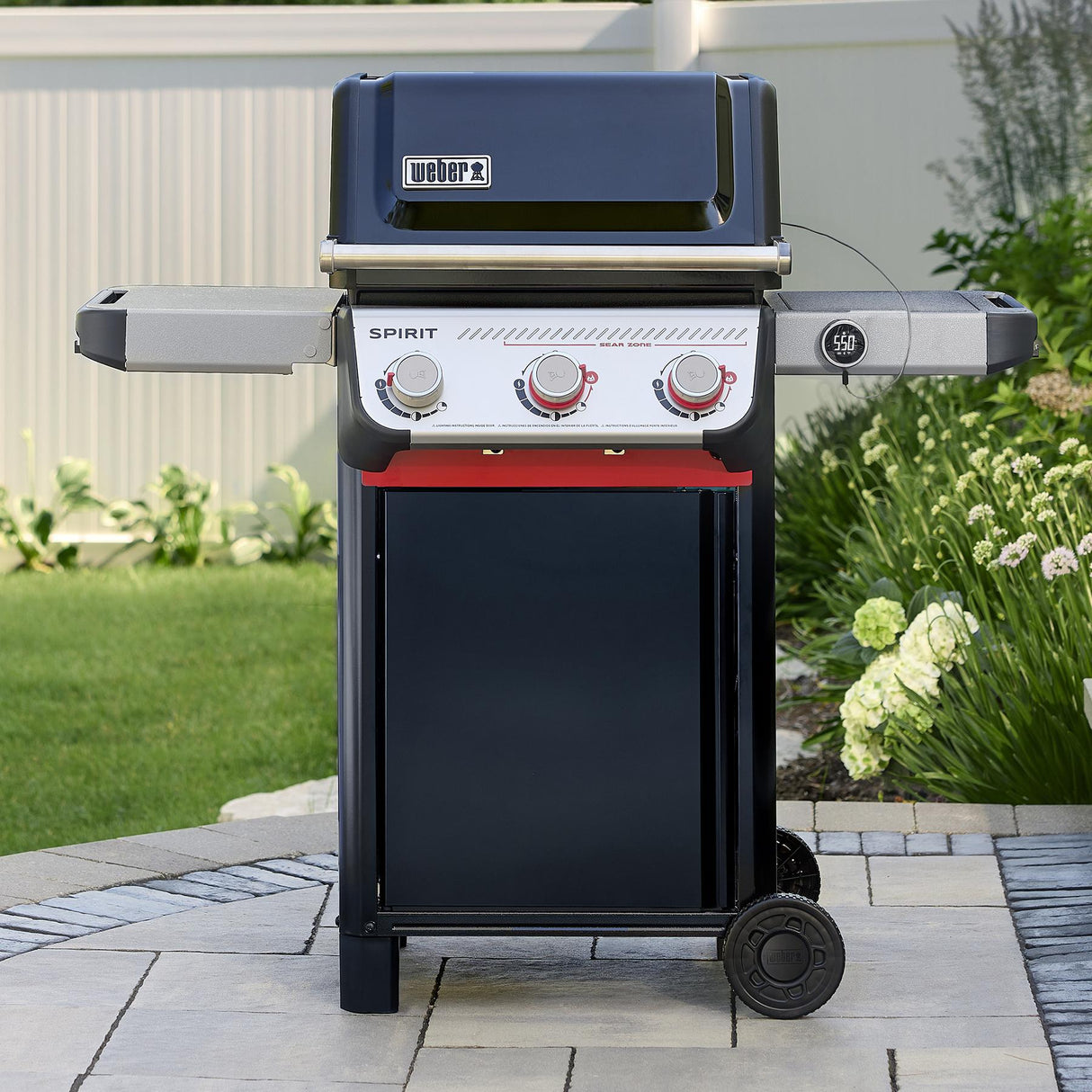 Spirit® EX-325 Smart Gas Grill (Natural Gas) - Black