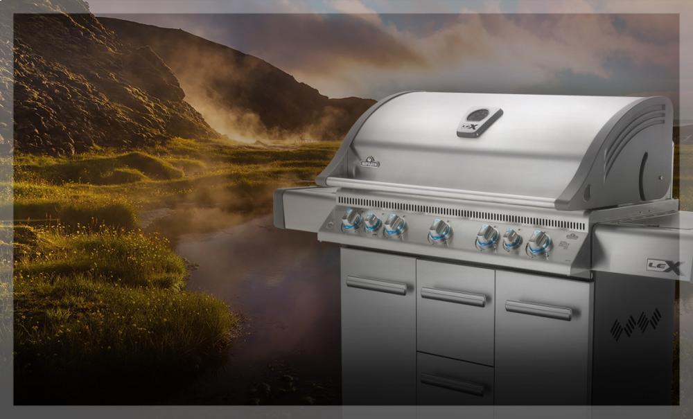 LEX 730 with Side Burner and Infrared Bottom & Rear Burners