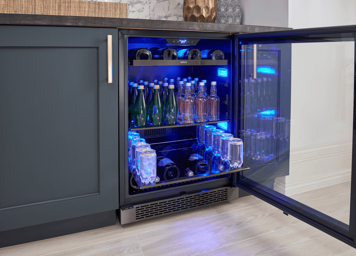 Presrv Bev Cooler, 24in UC, Blk SS+Gls, Rvs Dr, 1Z