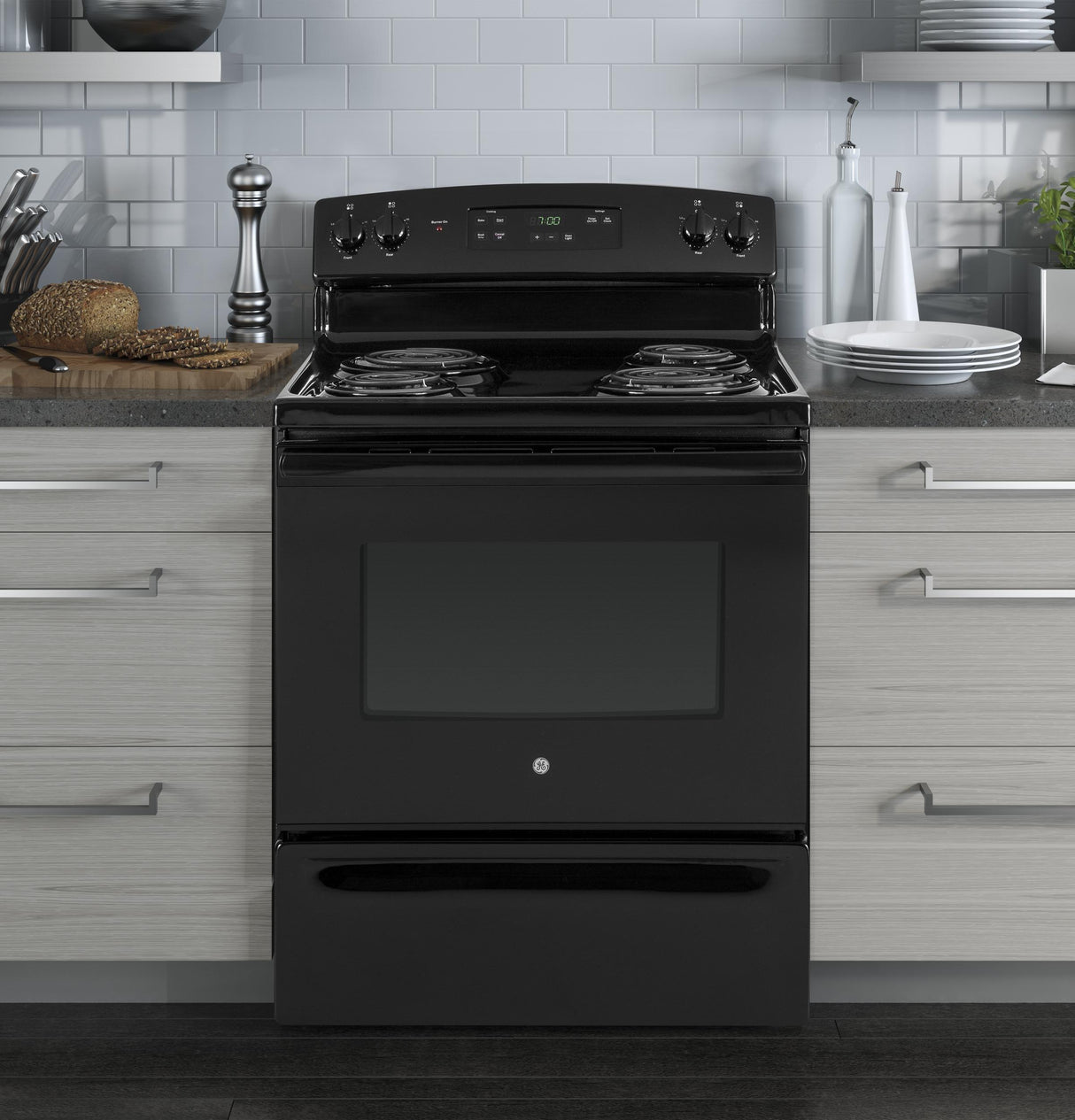 GE® 30" Free-Standing Electric Range
