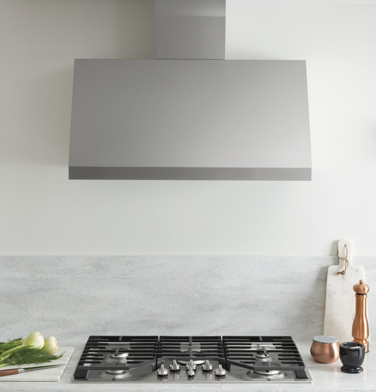 CAF(EBACK)™ 36" Commercial-Style Hood