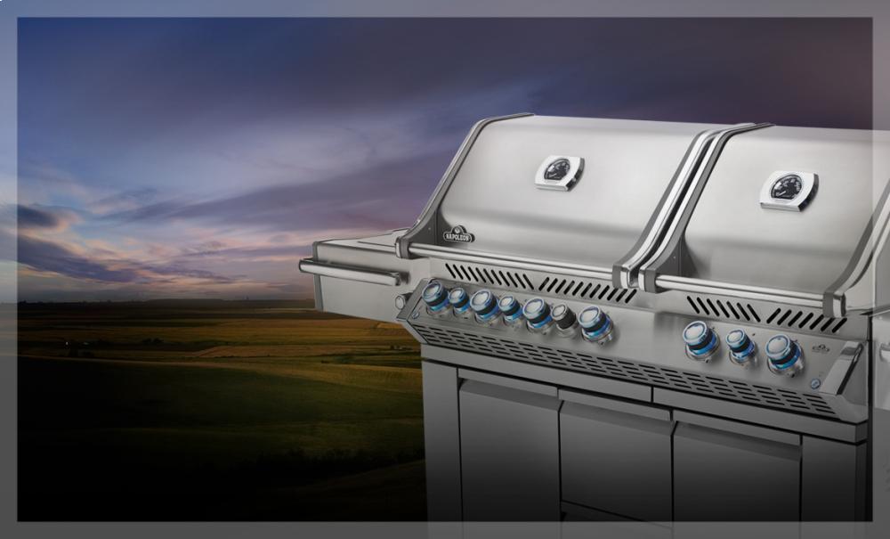 Prestige PRO 825 with Side Burner and Infrared Rear & Bottom Burners