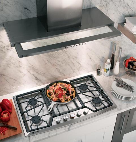 GE Monogram® 36" Stainless Steel Gas Cooktop (Liquid Propane)