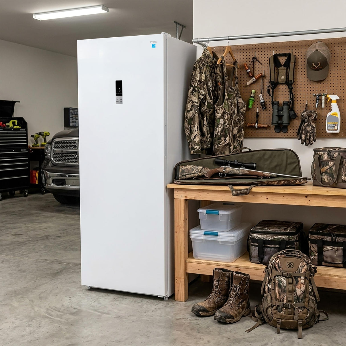 Avanti MaxxSpace Insulation™ Technology Garage-Ready Frost-Free Convertible Upright Freezer, 23 cu. ft., ENERGY STAR, White (AV230VFLJM0W)