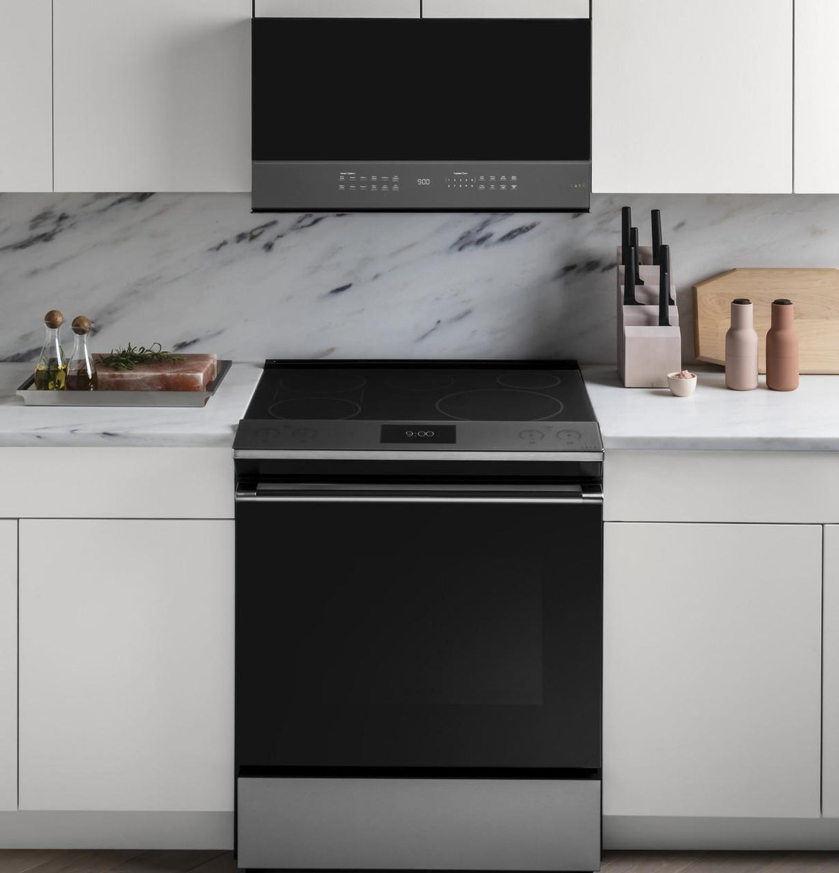 Café™ 30" Smart Slide-In, Front-Control, Induction and Convection Range in Platinum Glass