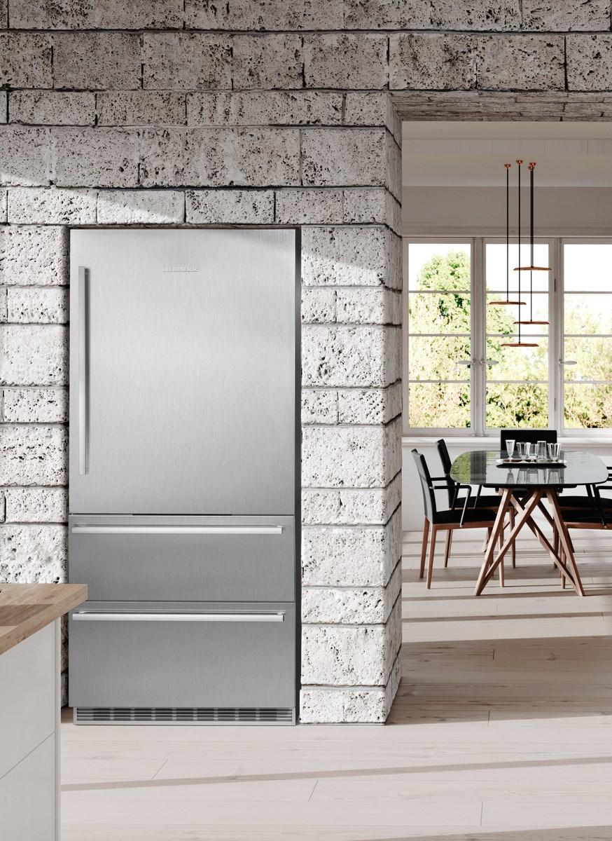 Fridge-freezer with NoFrost