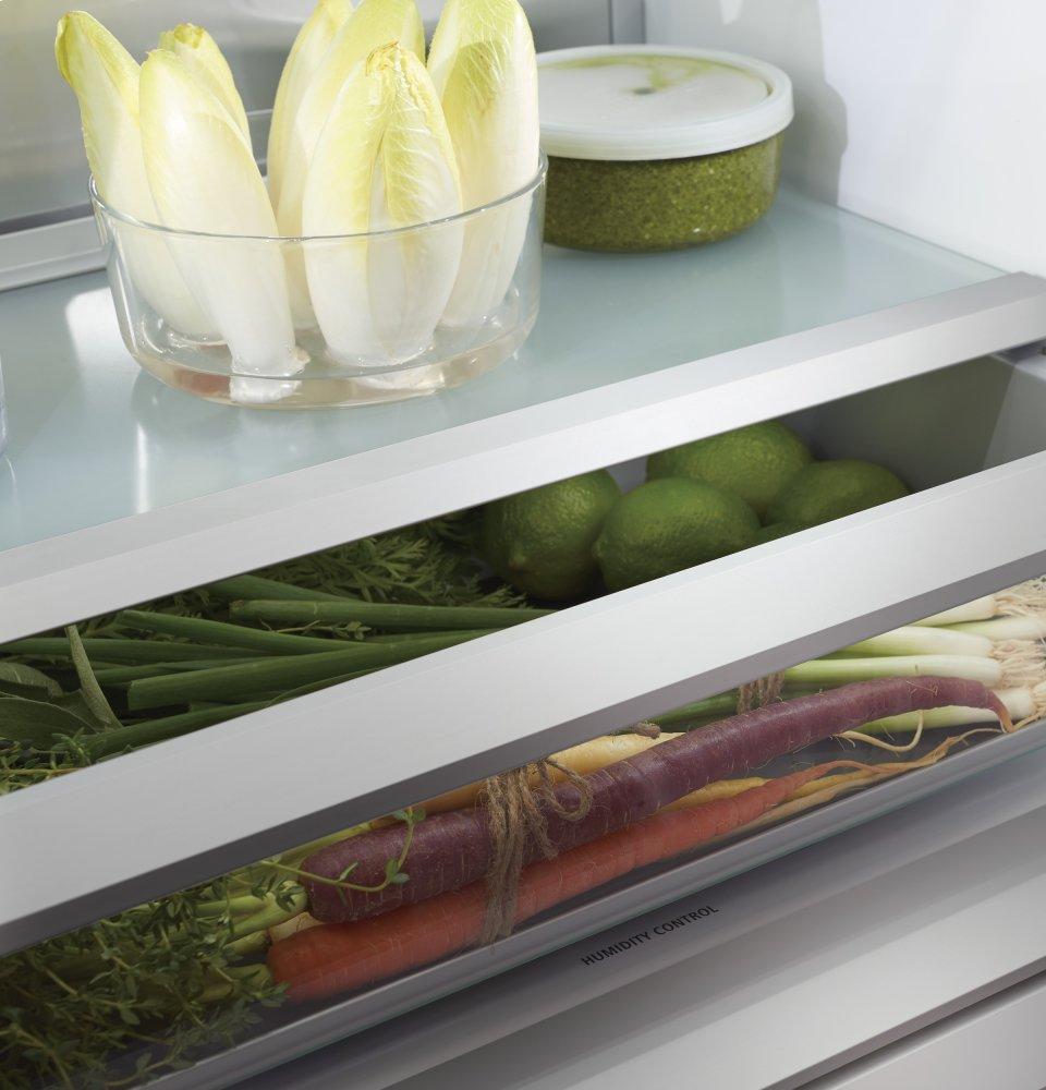Monogram 30" Integrated Column Refrigerator