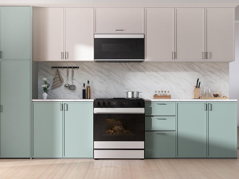 Bespoke 6.0 cu. ft. Smart Slide-In Gas Range with Smart Oven Camera & Illuminated Precision Knobs in White Glass