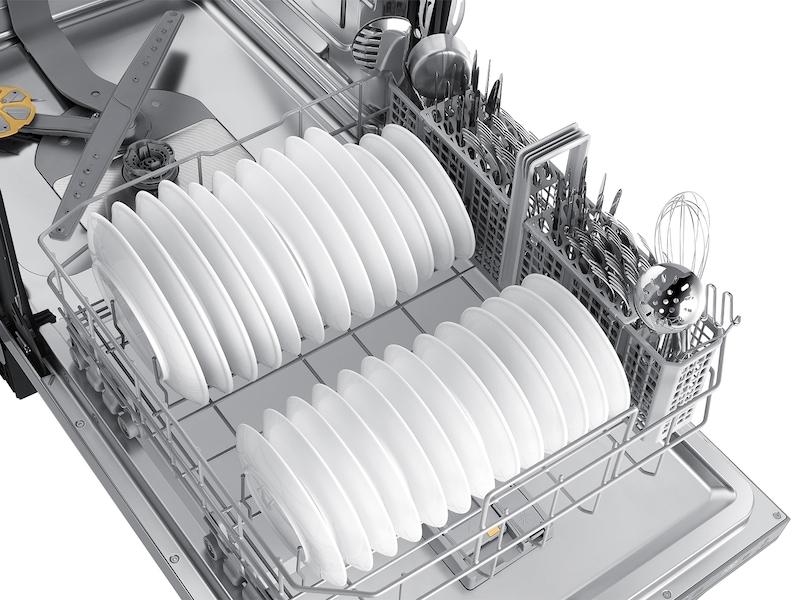 Bespoke Dishwasher with StormWash™ AutoRelease™ Door Built under