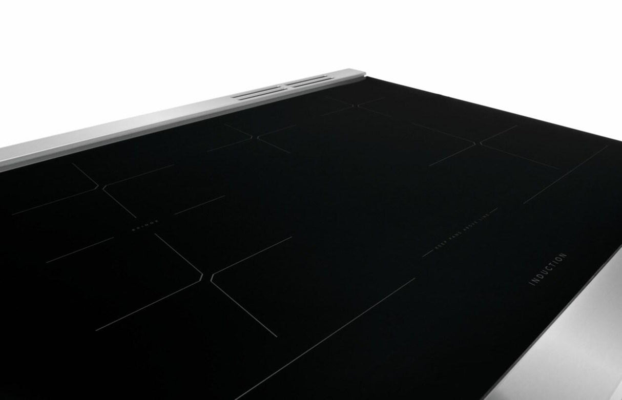 30" Induction Range with Total Convection
