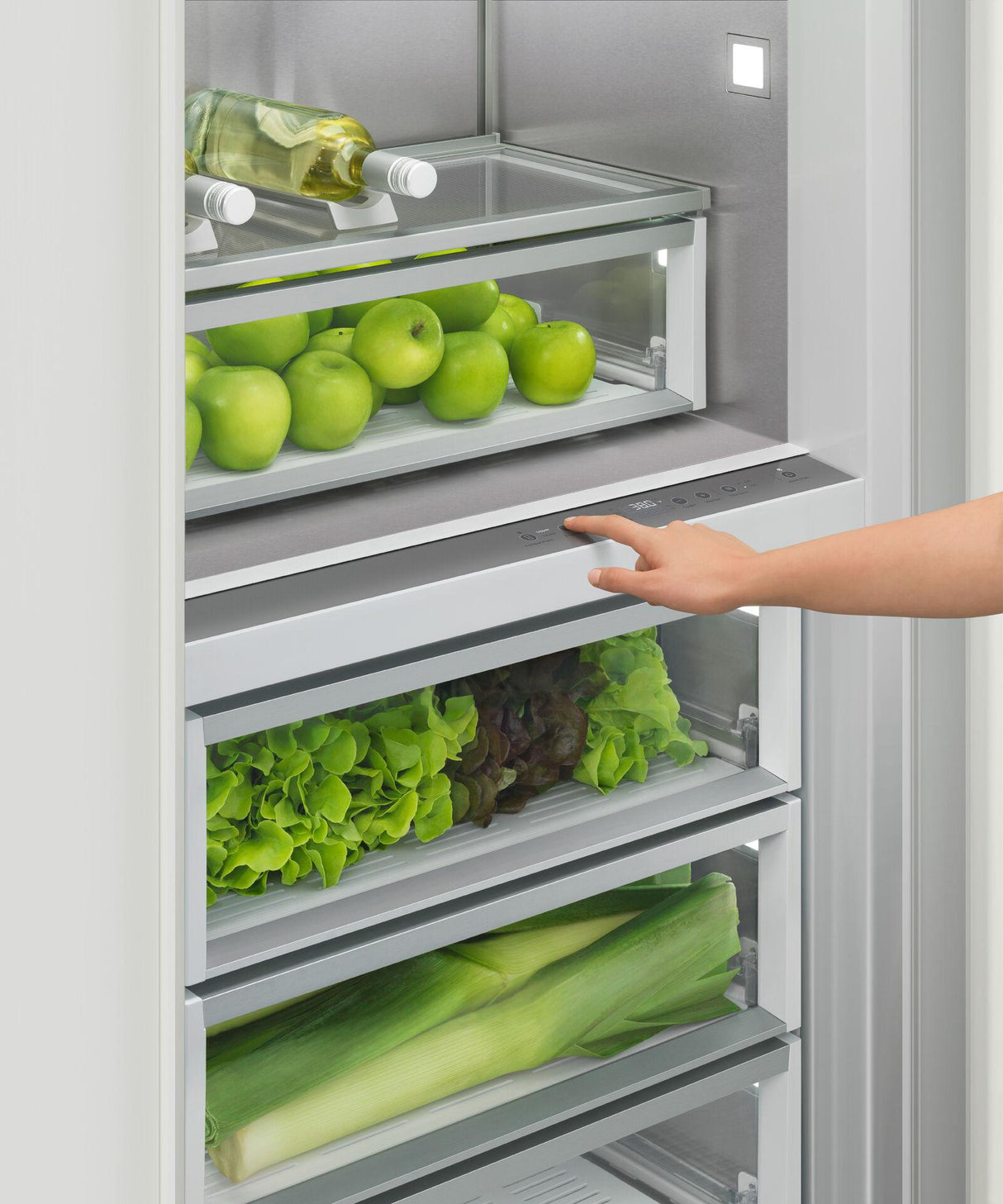 30" Series 9 Integrated Column Refrigerator