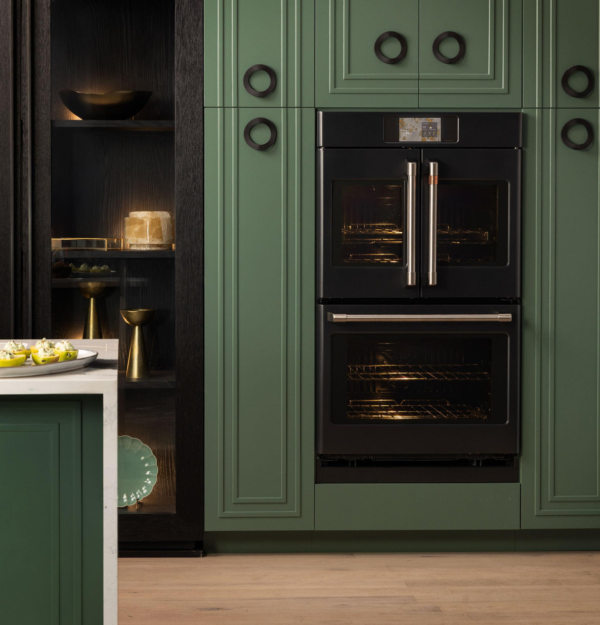 CAF(EBACK)™ Professional Series 30" Smart Built-In Convection French-Door Double Wall Oven