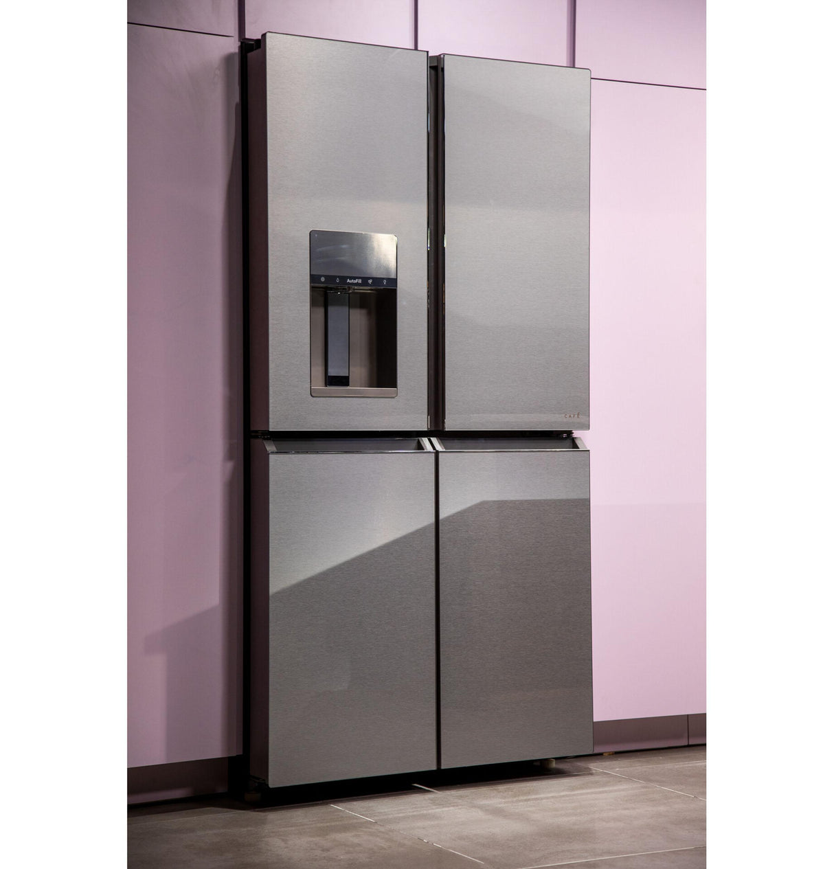 CAF(EBACK)™ ENERGY STAR® 27.4 Cu. Ft. Smart Quad-Door Refrigerator in Platinum Glass