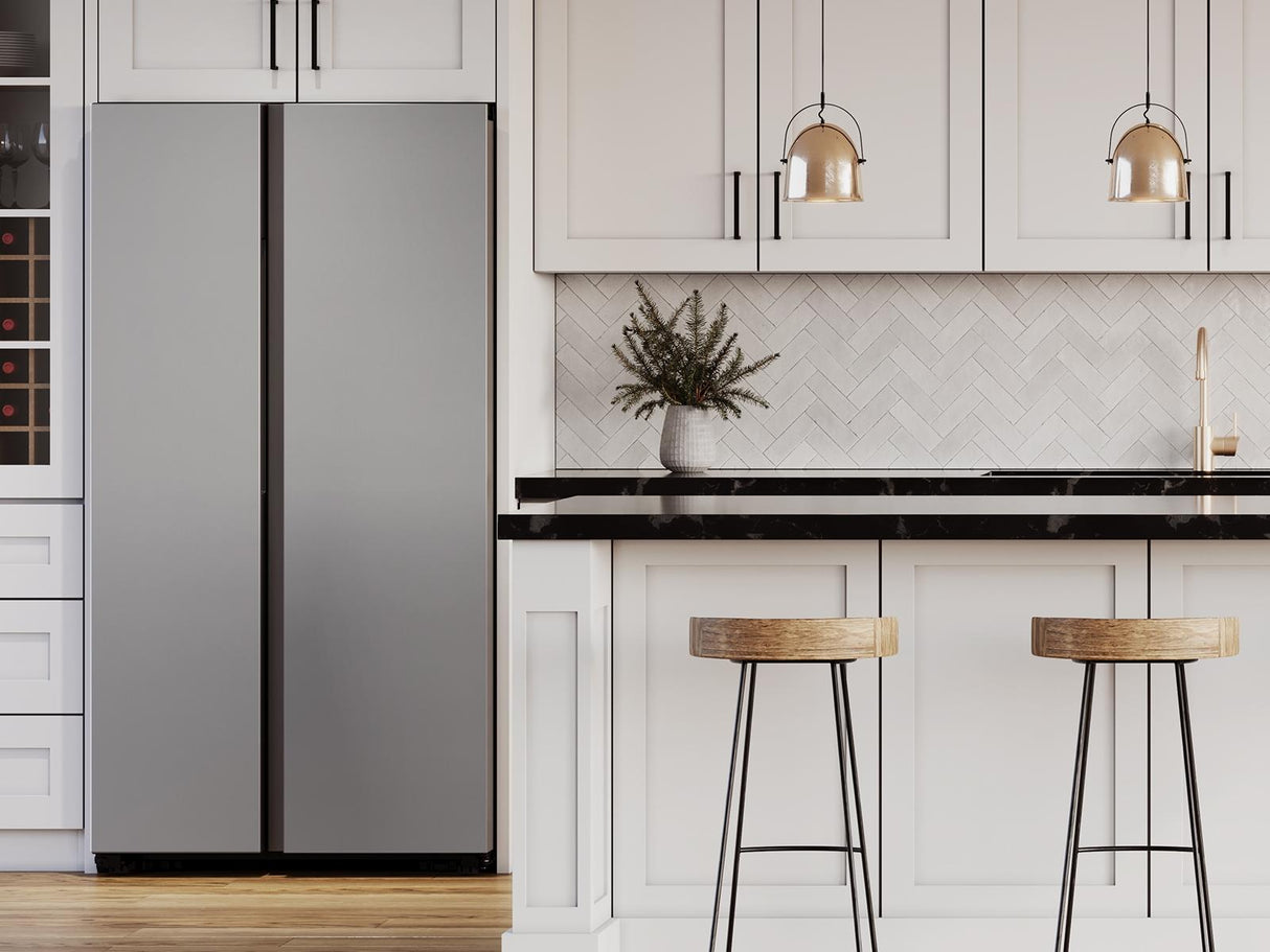Bespoke Side-by-Side 28 cu. ft. Refrigerator with Beverage Center™ in Stainless Steel