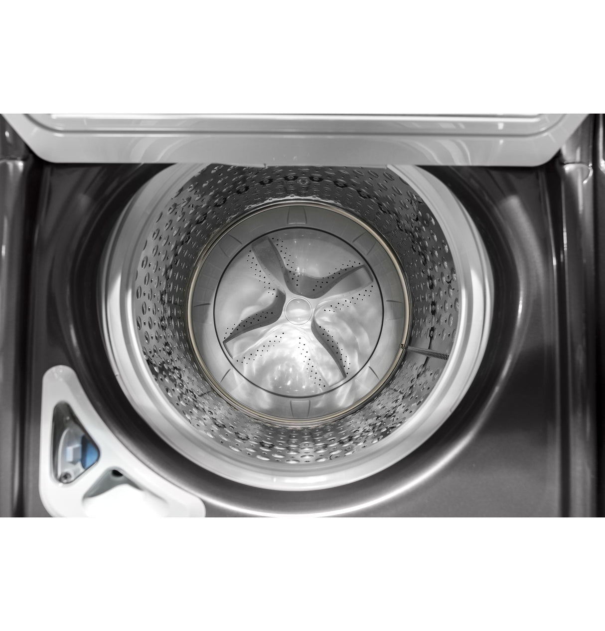 GE® 5.0 cu. ft. Capacity Smart Washer with Stainless Steel Basket