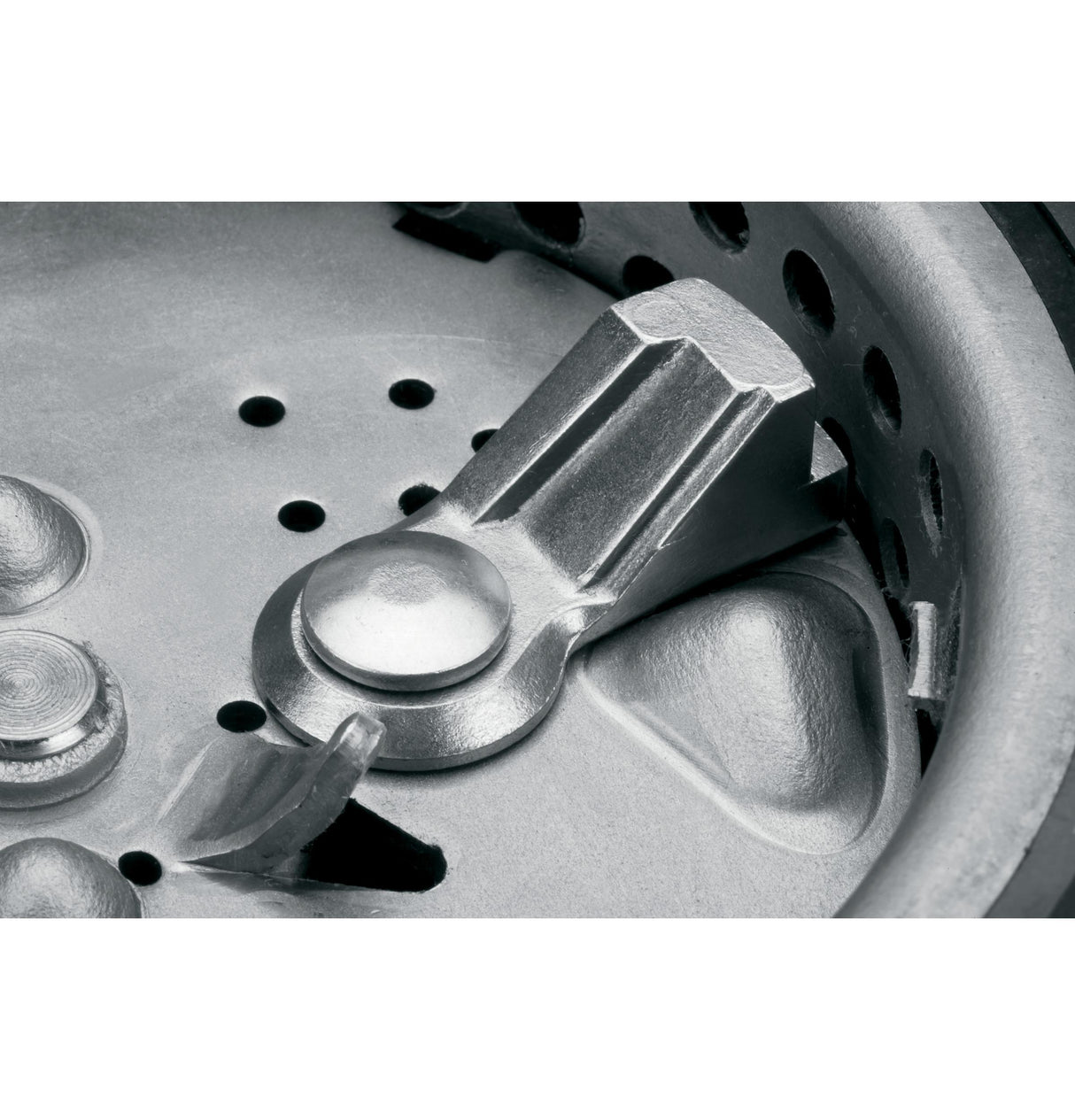 GE® 1 HP Continuous Feed Garbage Disposer Non-Corded