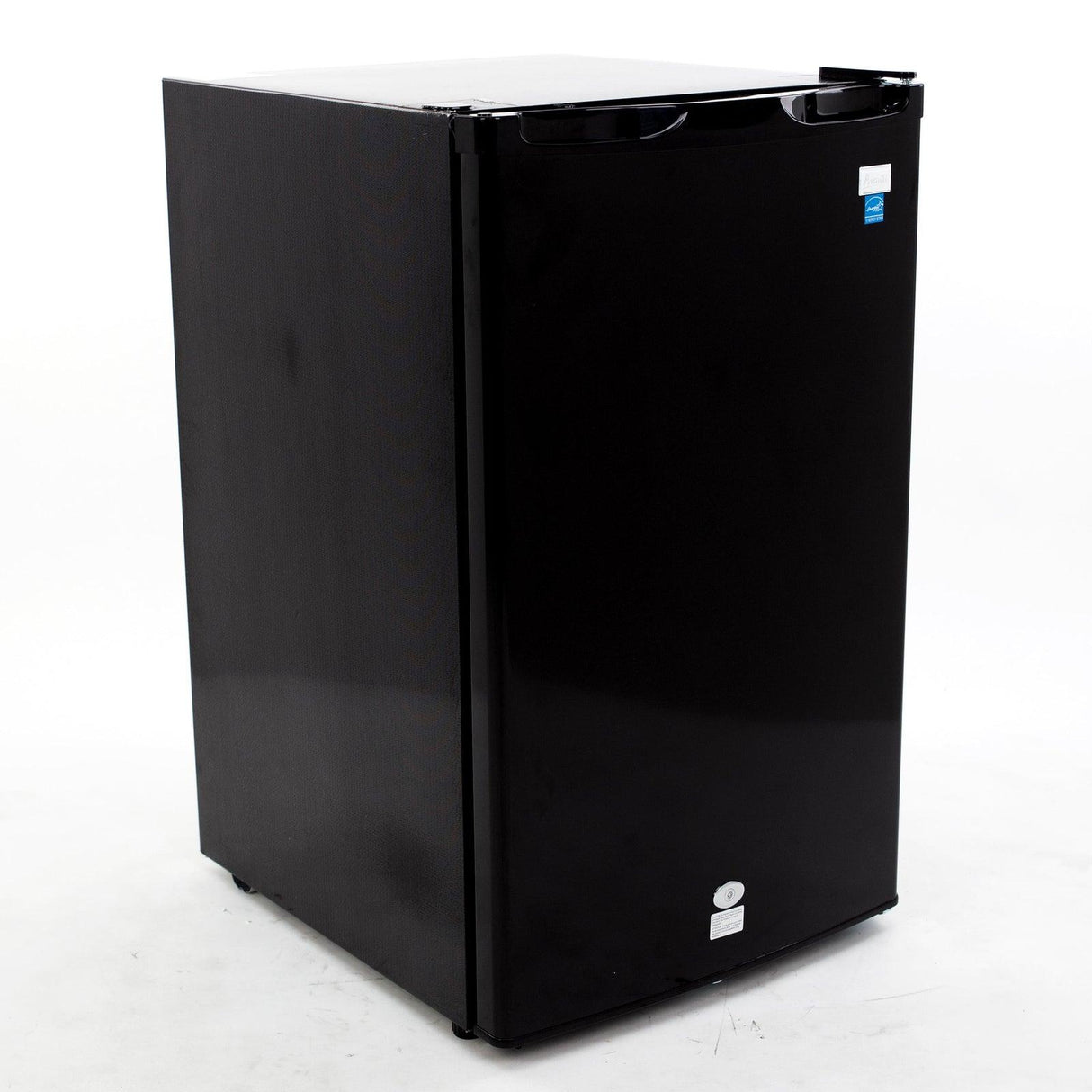 4.4 cu. ft. Compact Refrigerator - Black / 4.4 cu. ft.