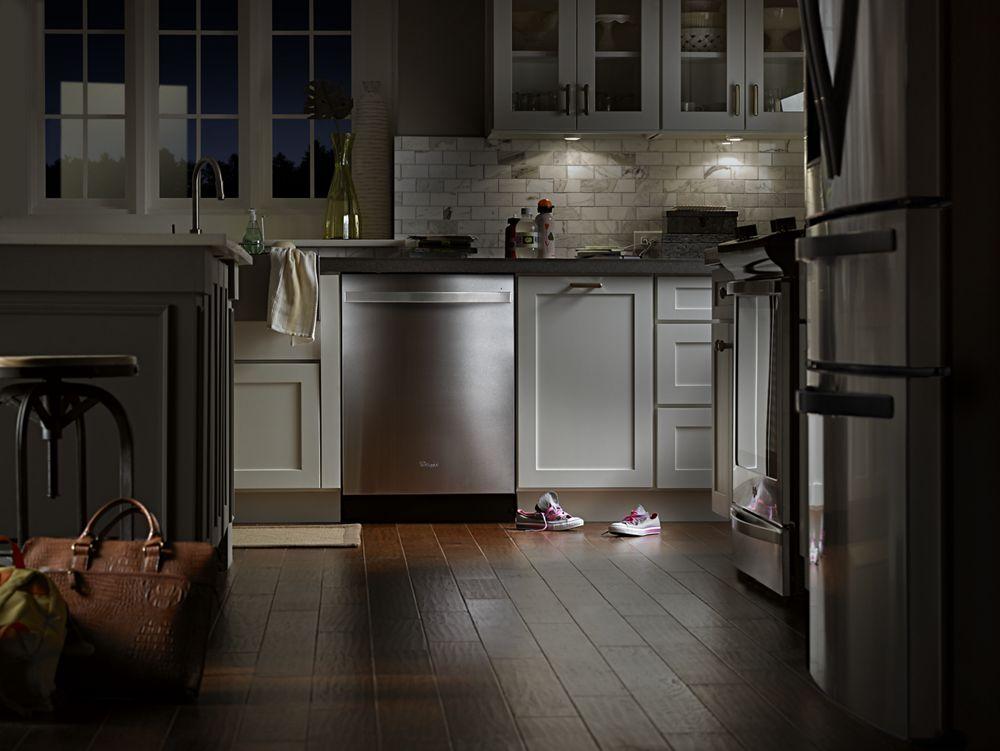 36-inch Wide 4-Door Refrigerator with More Flexible Storage